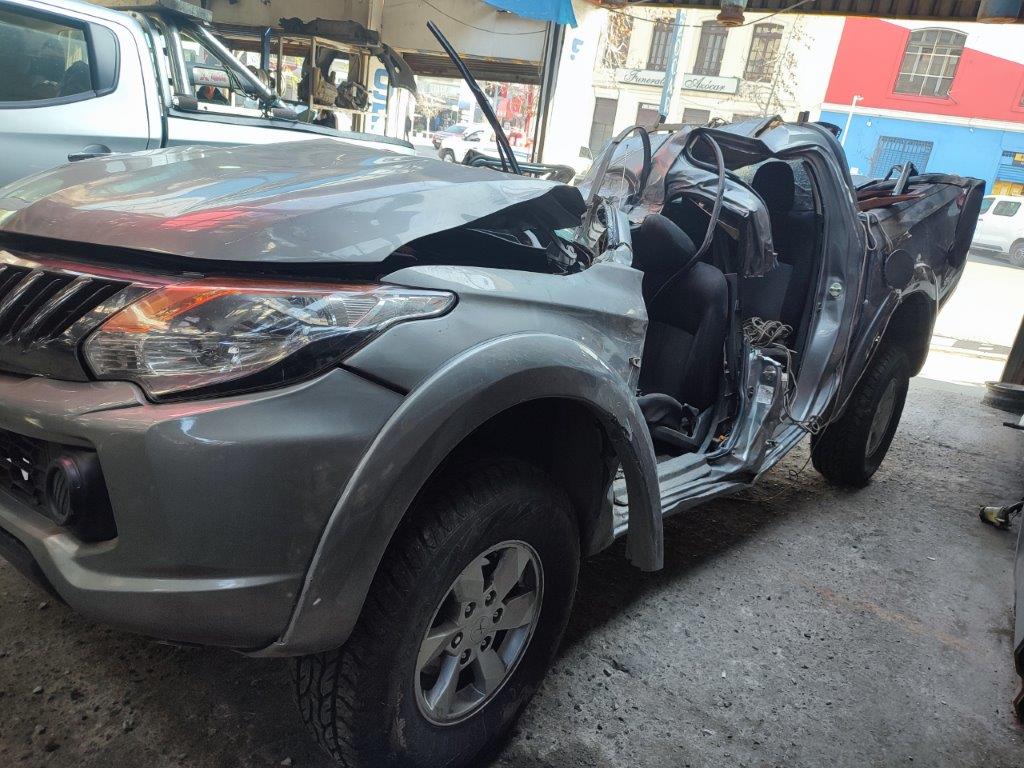  Mitsubishi L200 2016    EN DESARME